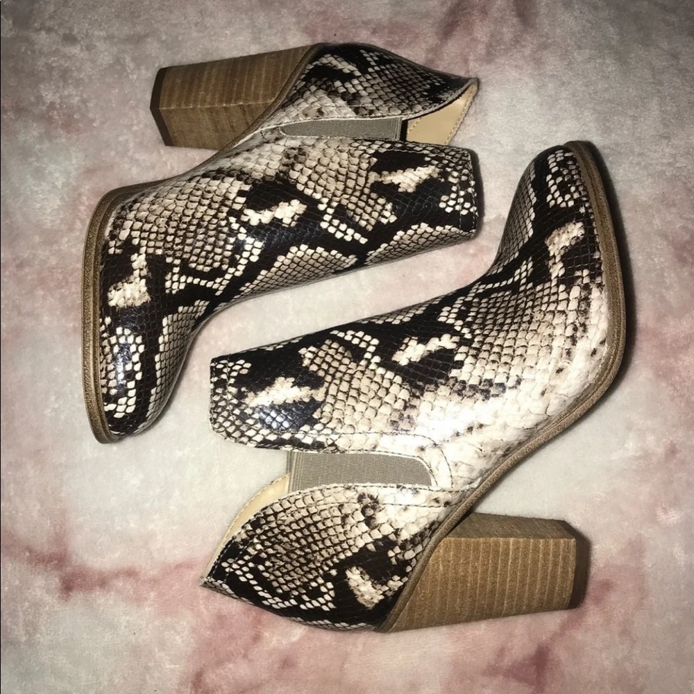 Vince camuto boots